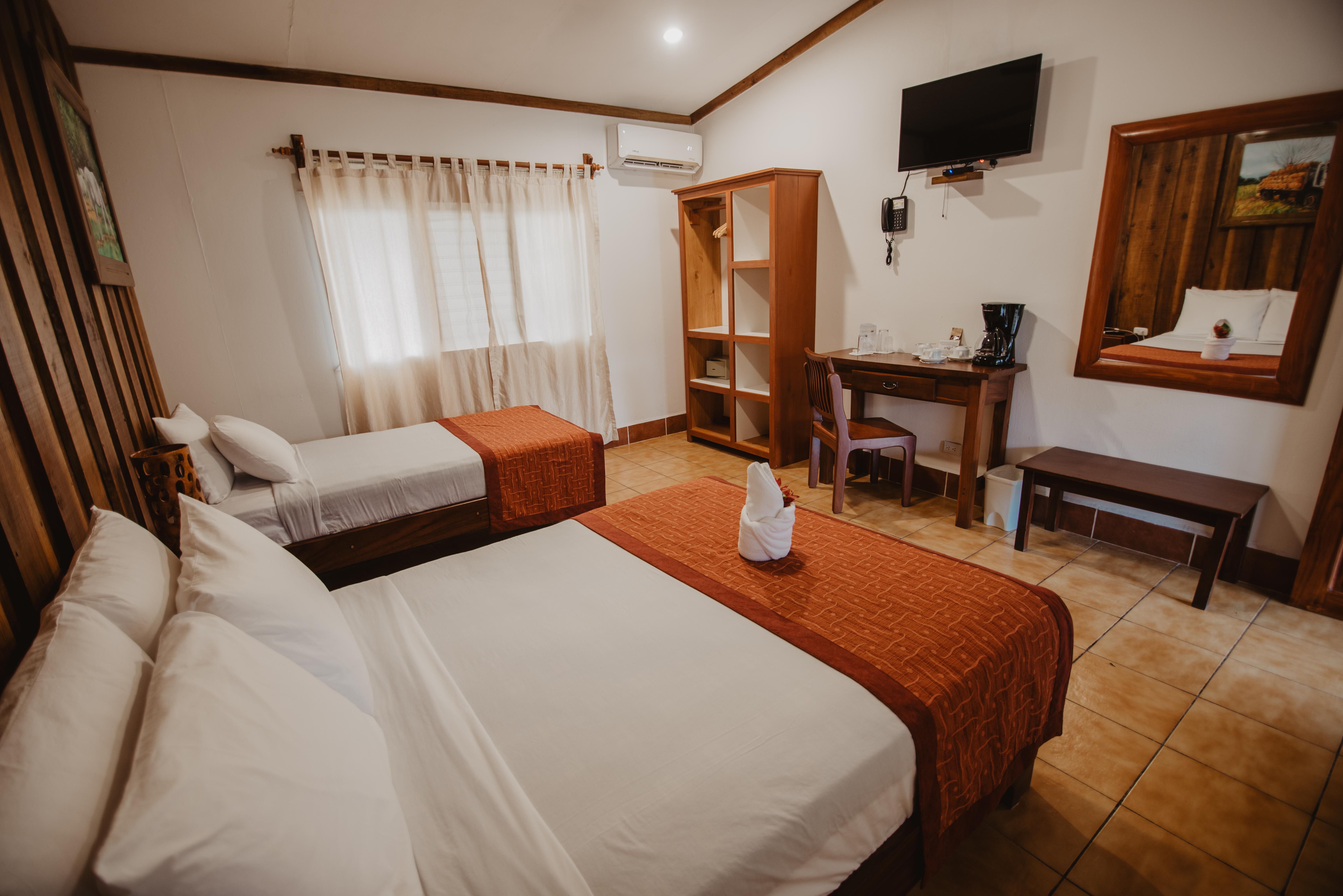 Hacienda Guachipelin Volcano Ranch Hotel & Hot Springs Liberia Bagian luar foto