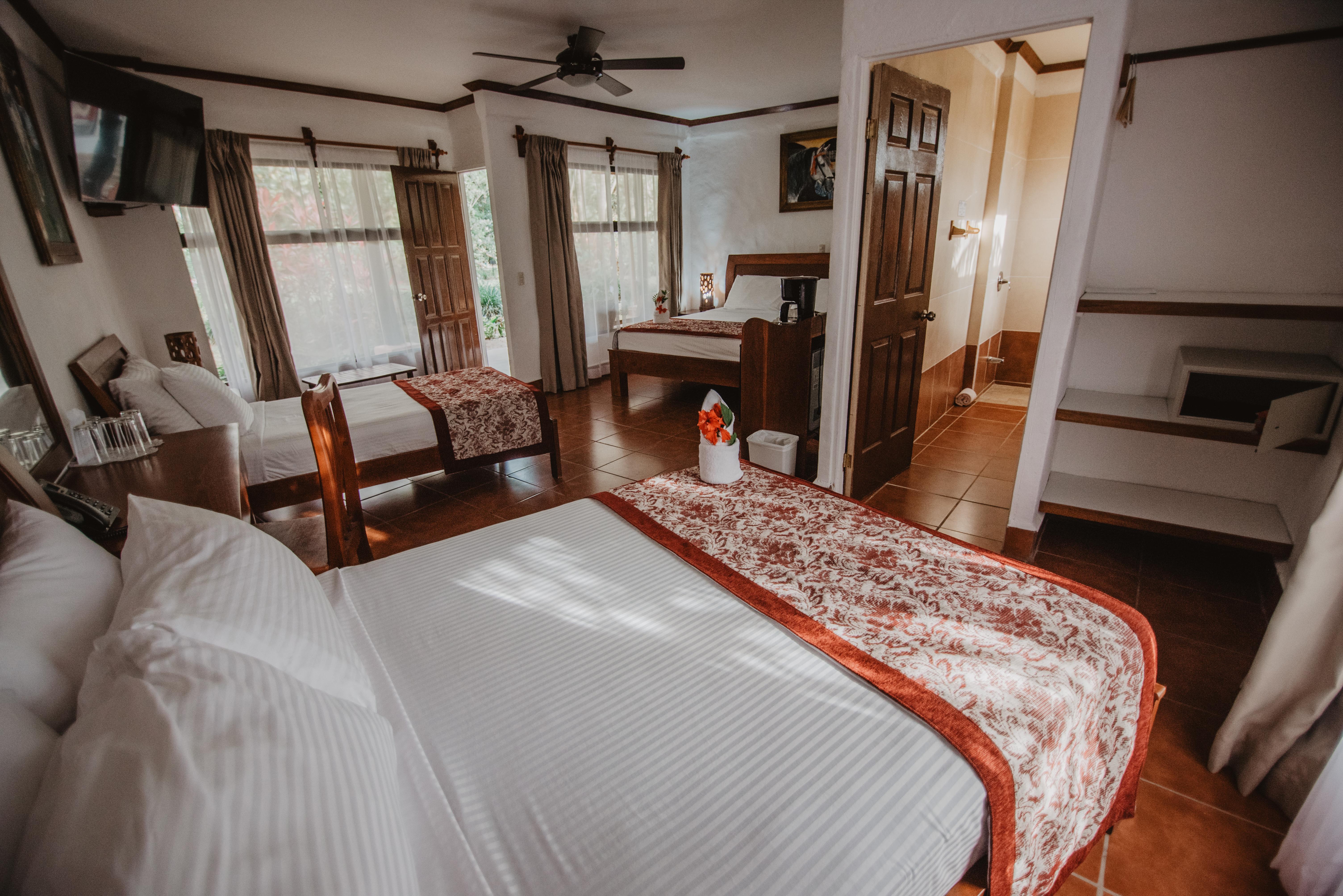 Hacienda Guachipelin Volcano Ranch Hotel & Hot Springs Liberia Bagian luar foto