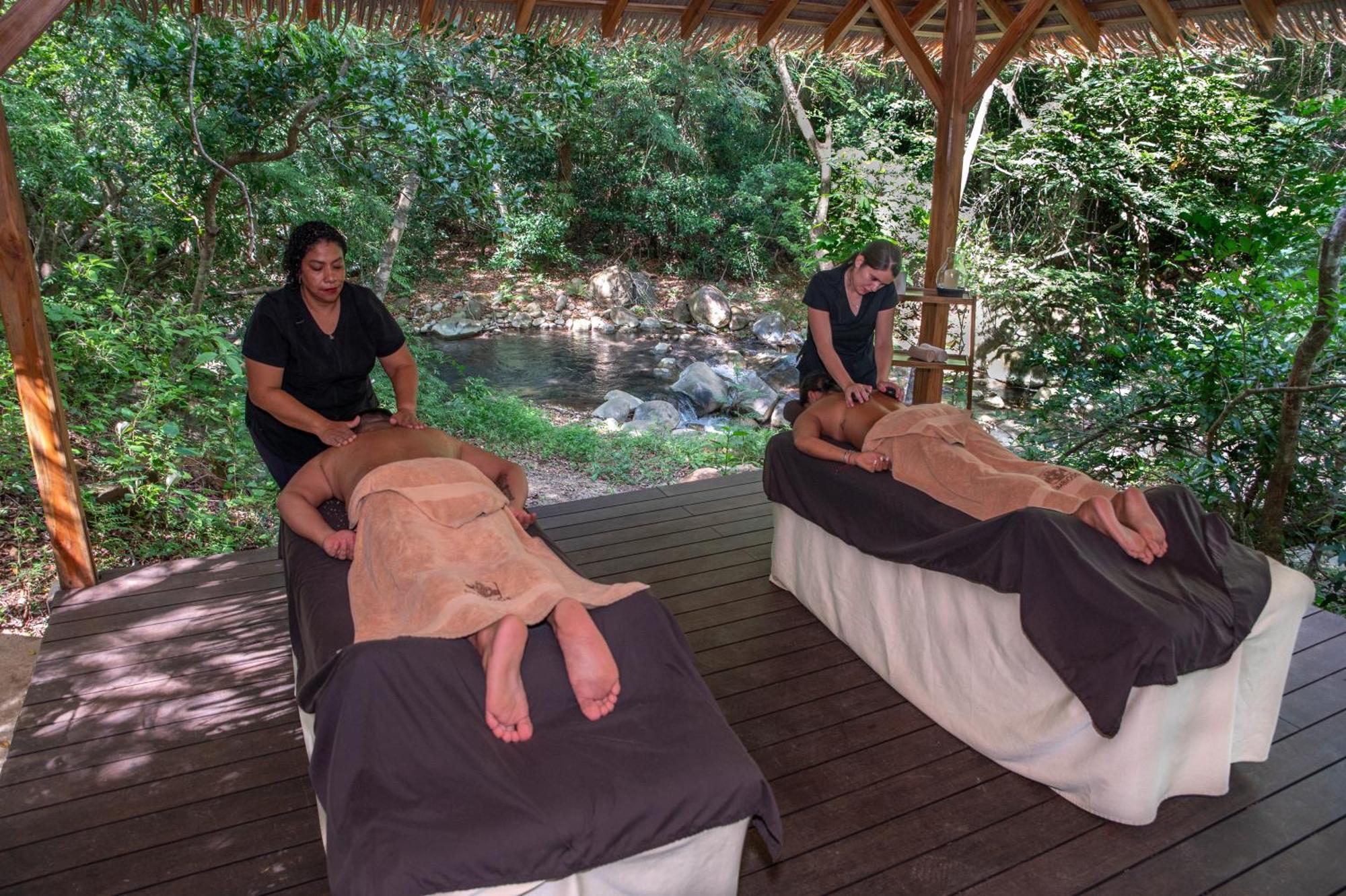 Hacienda Guachipelin Volcano Ranch Hotel & Hot Springs Liberia Bagian luar foto